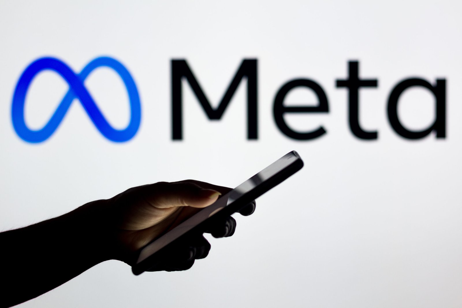 Meta overtakes google ad revenue